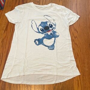Disney women’s cut stitch T-shirt